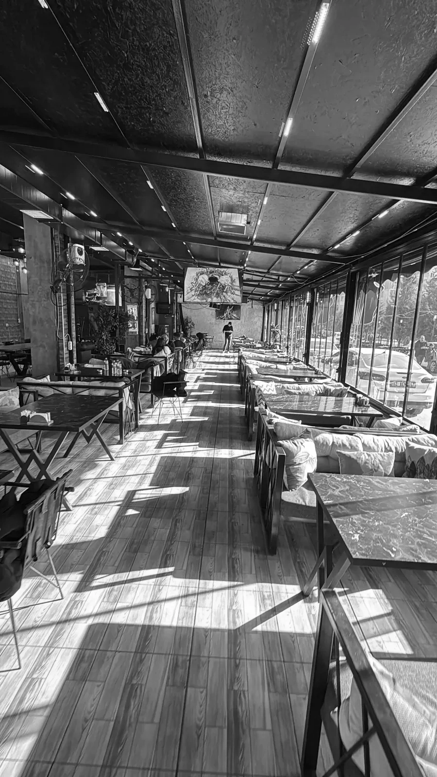 Qbistro Kafe Mimari Tasarım Tadilat Projemiz - Dproje Tasarım & Uygulama proje kapak görseli